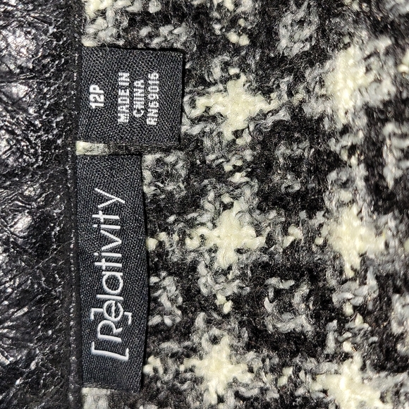 HOT 🔥 side zip crop jacket - Picture 3 of 8